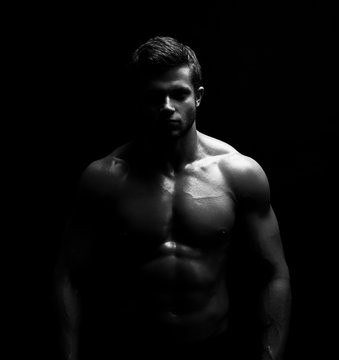 owner-name header man sports